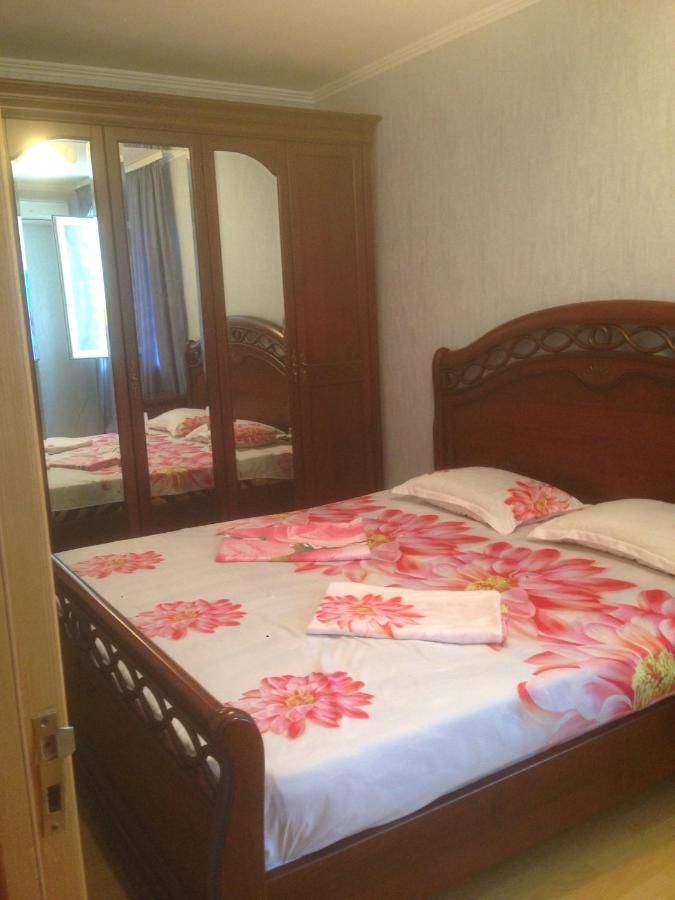 Апартаменты Apartment on Abazgaa Гагра-5